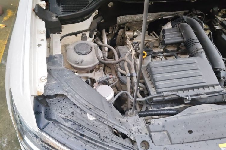 Used Volkswagen Tharu 2021 280TSI Two-Wheel-Drive Luxury Plus Edition Engine Bay Right