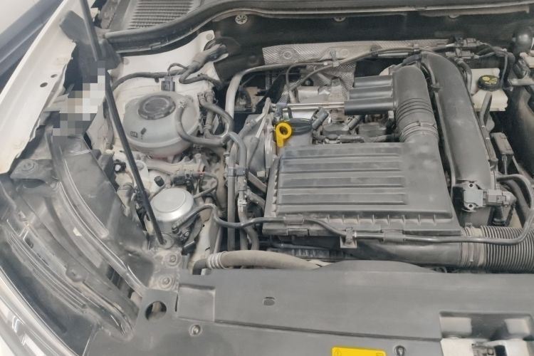 Used Volkswagen Tharu 2021 280TSI Two-Wheel-Drive Luxury Plus Edition Engine Bay Right