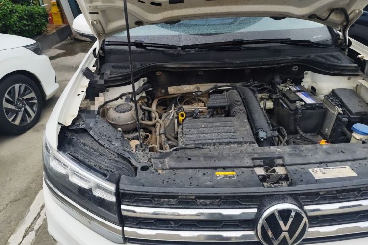 Used Volkswagen Tharu 2021 280TSI Two-Wheel Drive Trend Edition Engine Bay Right