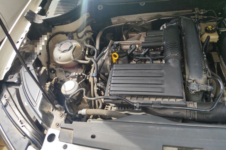 Used Volkswagen Tharu 2021 280TSI Two-Wheel-Drive Luxury Edition Engine Bay Right