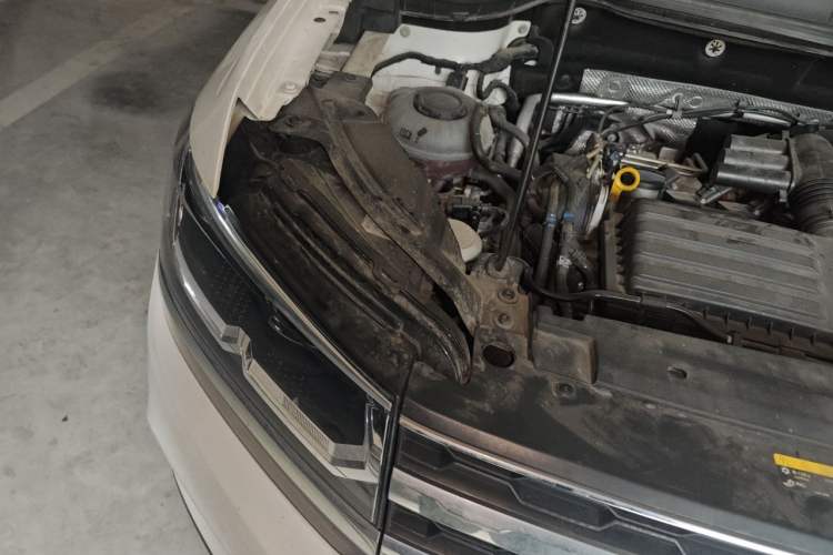 Used Volkswagen Tharu 2021 280TSI Two-Wheel Drive Comfort Edition Engine Bay Right