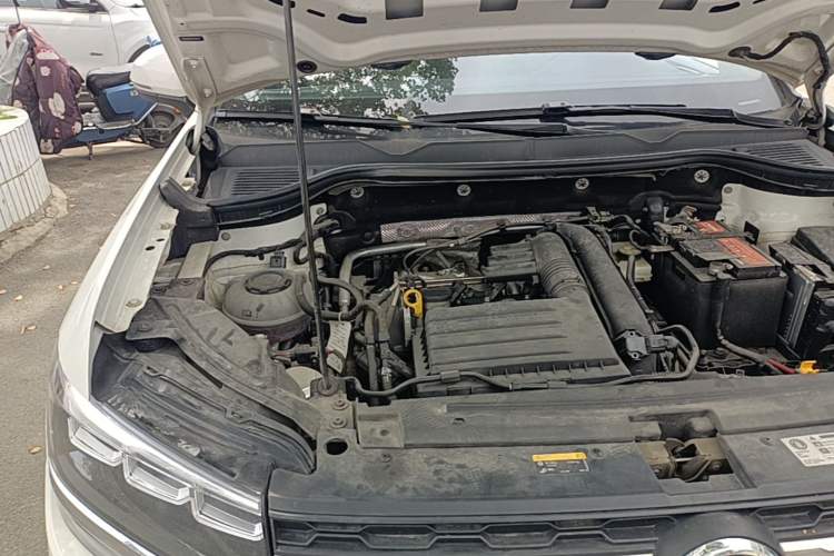 Used Volkswagen Tharu 2021 280TSI Two-Wheel Drive Comfort Edition Engine Bay Right