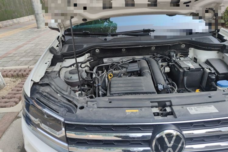 Used Volkswagen Tharu 2021 280TSI Two-Wheel-Drive Luxury Plus Edition Engine Bay Right