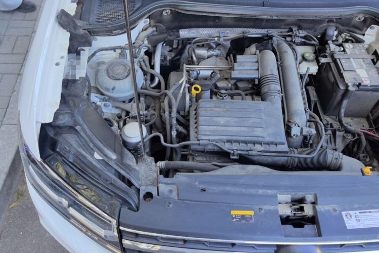 Used Volkswagen Tharu 2021 280TSI Two-Wheel-Drive Luxury Plus Edition Engine Bay Right