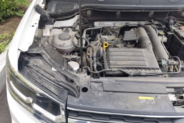 Used Volkswagen Tharu 2021 280TSI Two-Wheel-Drive Luxury Plus Edition Engine Bay Right