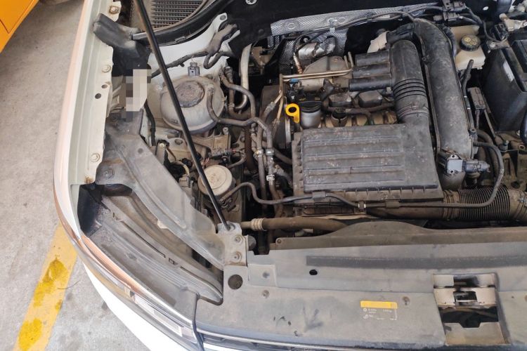 Used Volkswagen Tharu 2021 280TSI Two-Wheel-Drive Luxury Plus Edition Engine Bay Right