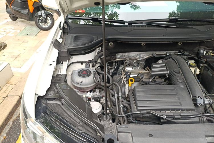 Used Volkswagen Tharu 2021 280TSI Two-Wheel Drive Comfort Edition Engine Bay Right