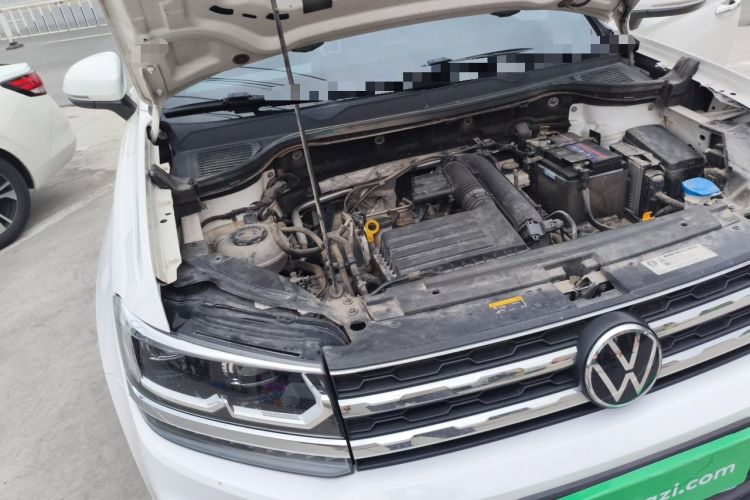 Used Volkswagen Tharu 2021 280TSI Two-Wheel-Drive Luxury Plus Edition Engine Bay Right
