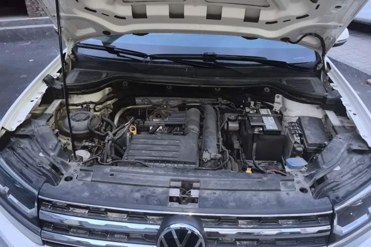 Used Volkswagen Tharu 2021 280TSI Two-Wheel-Drive Luxury Edition Engine Bay