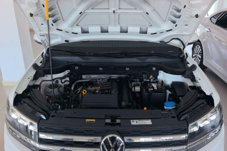 Used Volkswagen Tharu 2021 280TSI Two-Wheel Drive Trend Edition Engine Bay