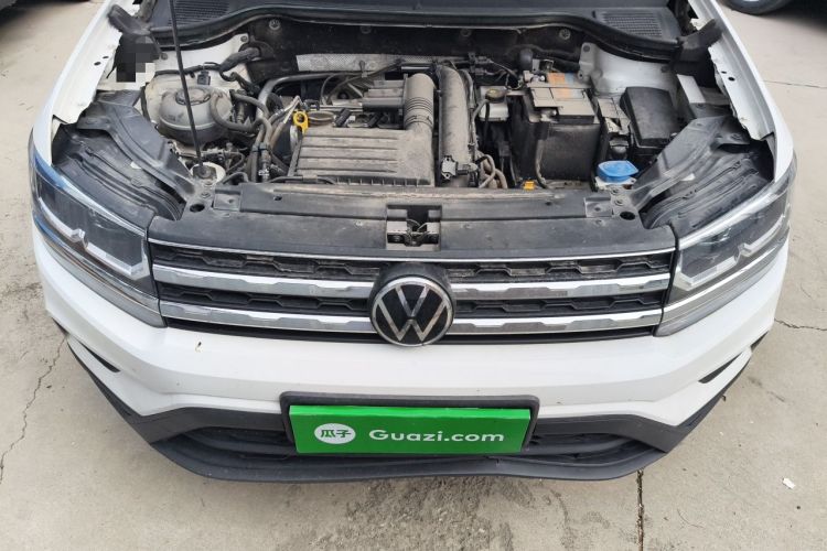 Used Volkswagen Tharu 2021 280TSI Two-Wheel-Drive Luxury Plus Edition Engine Bay