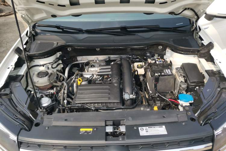 Used Volkswagen Tharu 2021 280TSI Two-Wheel Drive Trend Edition Engine Bay