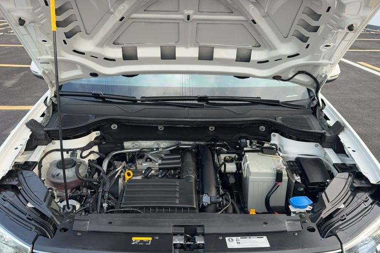 Used Volkswagen Tharu 2021 280TSI Two-Wheel-Drive Luxury Plus Edition Engine Bay