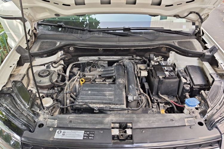 Used Volkswagen Tharu 2021 280TSI Two-Wheel Drive Trend Edition Engine Bay