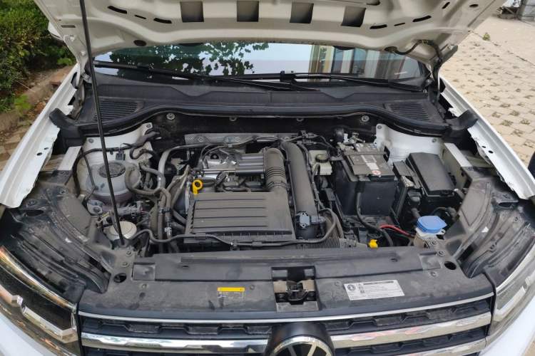 Used Volkswagen Tharu 2021 280TSI Two-Wheel-Drive Luxury Plus Edition Engine Bay