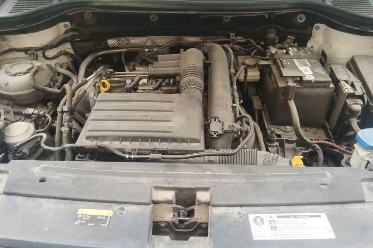 Used Volkswagen Tharu 2021 280TSI Two-Wheel Drive Trend Edition Engine Bay