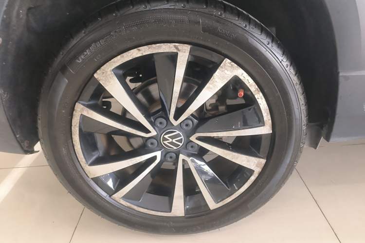 Used Volkswagen Tharu 2021 280TSI Two-Wheel-Drive Luxury Edition Exterior 2