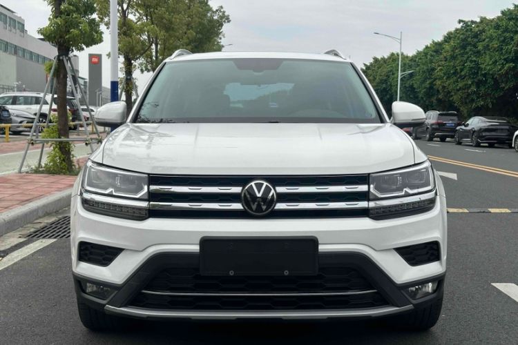 Used Volkswagen Tharu 2021 330TSI All-Wheel Drive Luxury PLUS Version Exterior 2