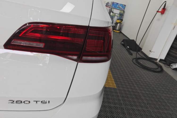 Used Volkswagen Tharu 2021 280TSI Two-Wheel Drive Trend Edition Exterior 3