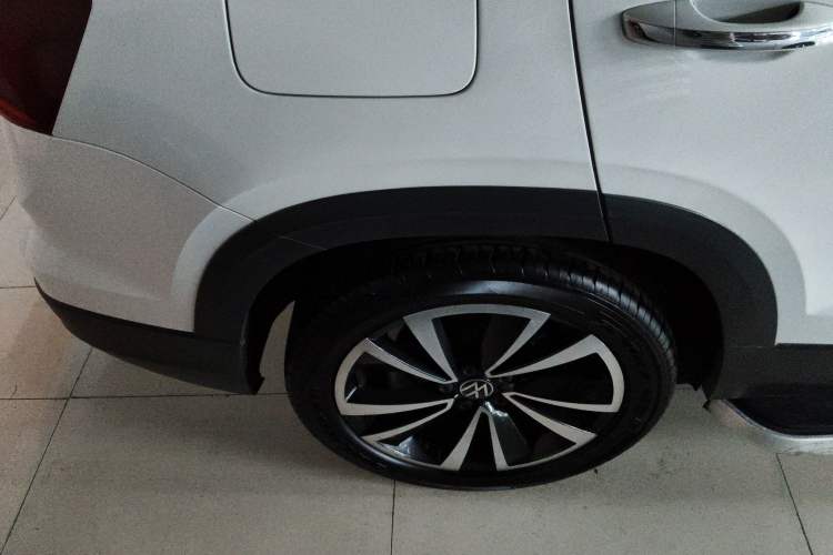 Used Volkswagen Tharu 2021 280TSI Two-Wheel-Drive Luxury Plus Edition Exterior 5