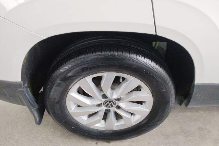 Used Volkswagen Tharu 2021 280TSI Two-Wheel Drive Trend Edition Exterior 5