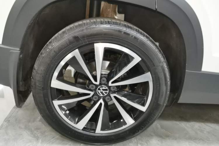Used Volkswagen Tharu 2021 280TSI Two-Wheel-Drive Luxury Plus Edition Exterior 5