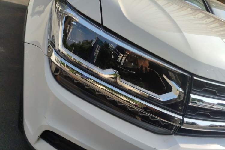 Used Volkswagen Tharu 2021 280TSI Two-Wheel-Drive Luxury Plus Edition Exterior 6