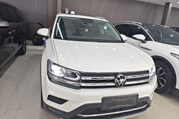 Used Volkswagen Tharu 2021 330TSI All-Wheel Drive Luxury PLUS Version Front