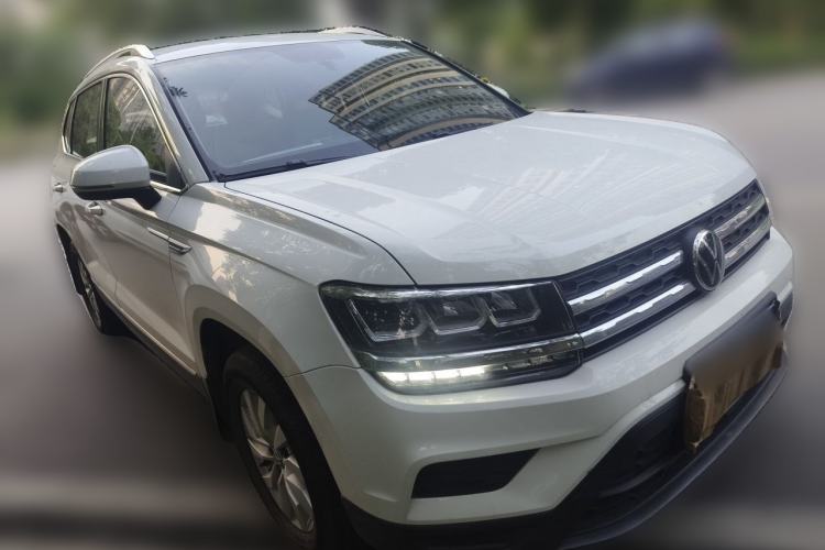 Used Volkswagen Tharu 2021 280TSI Two-Wheel Drive Trend Edition Front Right 45 Deg