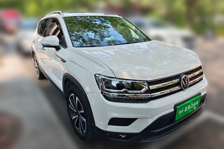 Used Volkswagen Tharu 2021 280TSI Two-Wheel-Drive Luxury Plus Edition Front Right 45 Deg