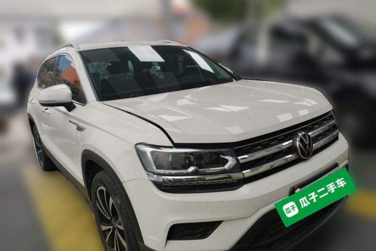 Used Volkswagen Tharu 2021 280TSI Two-Wheel-Drive Luxury Plus Edition Front Right 45 Deg