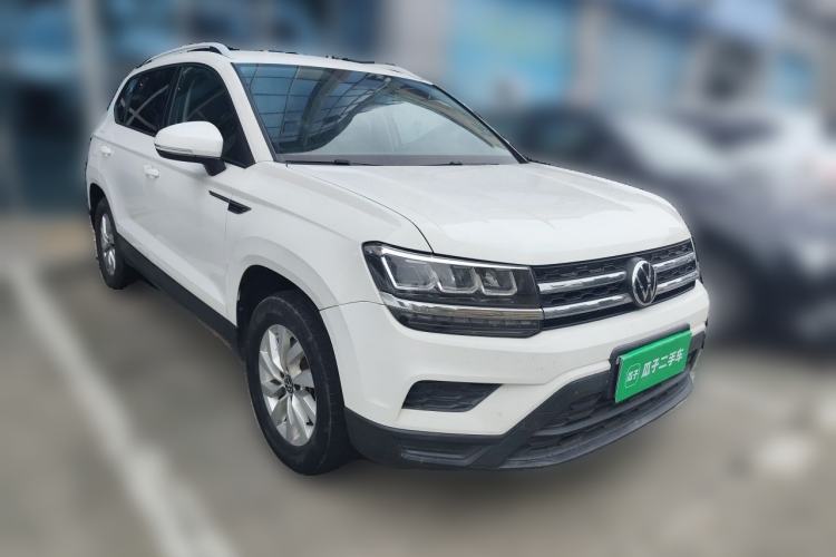 Used Volkswagen Tharu 2021 280TSI Two-Wheel Drive Trend Edition Front Right 45 Deg