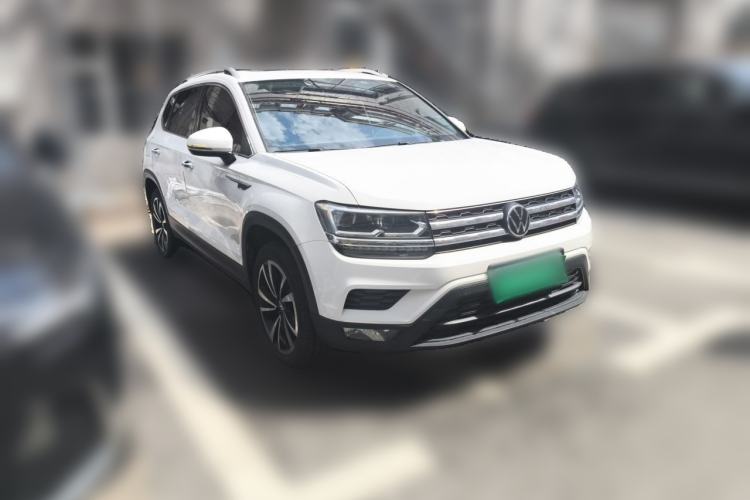 Used Volkswagen Tharu 2021 280TSI Two-Wheel-Drive Luxury Plus Edition Front Right 45 Deg