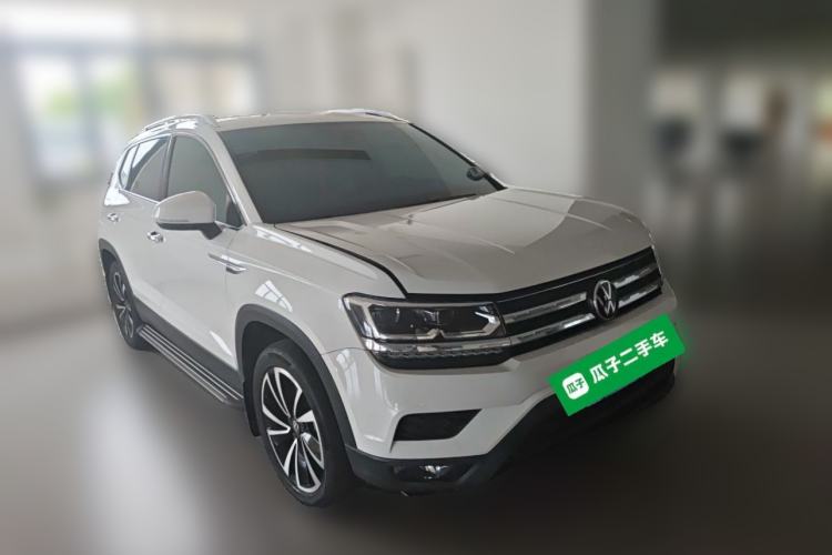 Used Volkswagen Tharu 2021 280TSI Two-Wheel-Drive Luxury Plus Edition Front Right 45 Deg