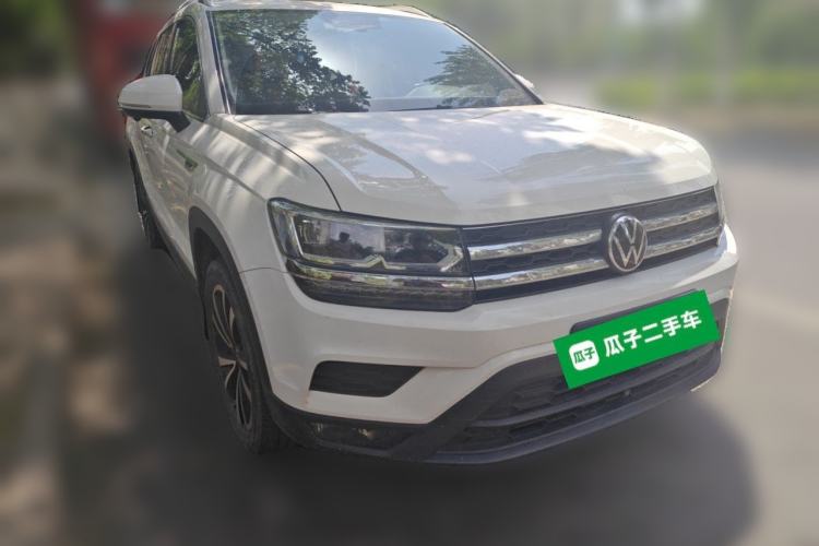 Used Volkswagen Tharu 2021 280TSI Two-Wheel-Drive Luxury Plus Edition Front Right 45 Deg