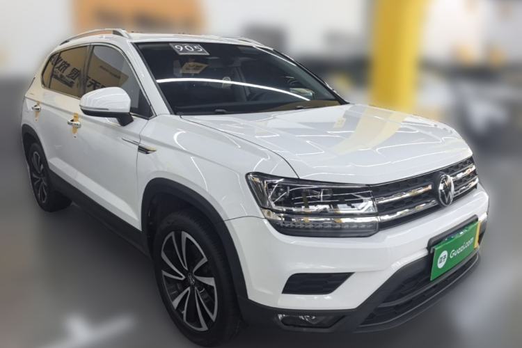 Used Volkswagen Tharu 2021 280TSI Two-Wheel-Drive Luxury Plus Edition Front Right 45 Deg