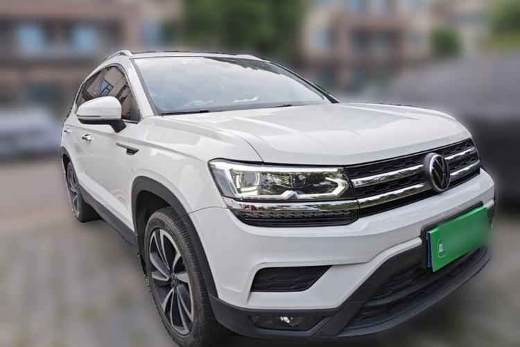 Used Volkswagen Tharu 2021 280TSI Two-Wheel-Drive Luxury Plus Edition Front Right 45 Deg