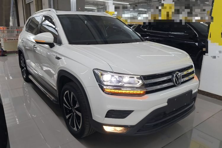 Used Volkswagen Tharu 2021 280TSI Two-Wheel-Drive Luxury Plus Edition Front Right 45 Deg