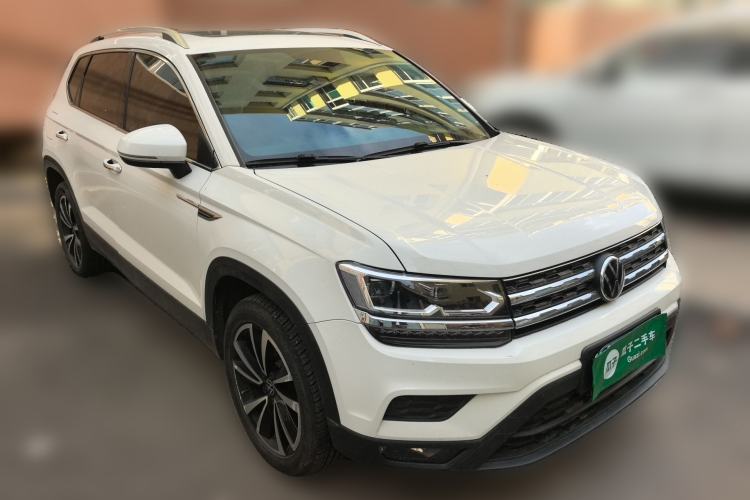 Used Volkswagen Tharu 2021 280TSI Two-Wheel-Drive Luxury Edition Front Right 45 Deg