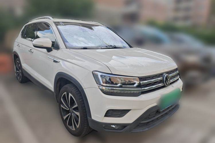Used Volkswagen Tharu 2021 280TSI Two-Wheel-Drive Luxury Plus Edition Front Right 45 Deg