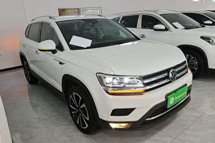 Used Volkswagen Tharu 2021 280TSI Two-Wheel-Drive Luxury Plus Edition Front Right 45 Deg
