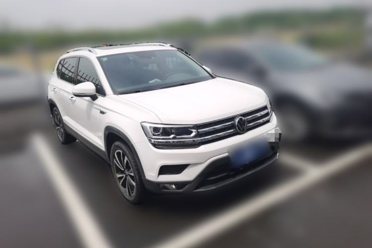 Used Volkswagen Tharu 2021 280TSI Two-Wheel-Drive Luxury Plus Edition Front Right 45 Deg