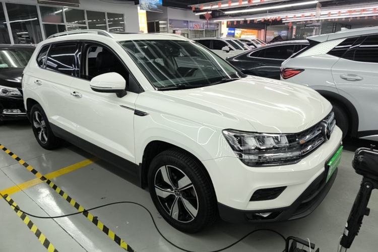 Used Volkswagen Tharu 2021 280TSI Two-Wheel Drive Comfort Edition Front Right 45 Deg