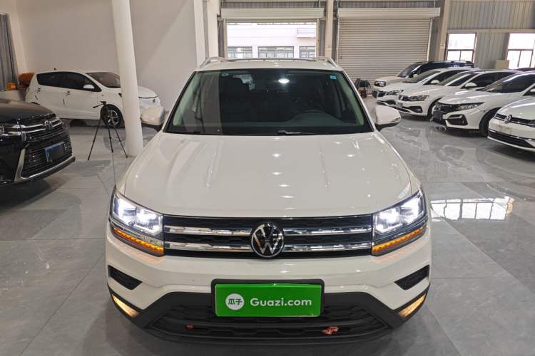 Used Volkswagen Tharu 2021 280TSI Two-Wheel-Drive Luxury Plus Edition Front