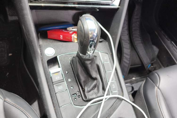 Used Volkswagen Tharu 2021 280TSI Two-Wheel Drive Comfort Edition Gear Lever