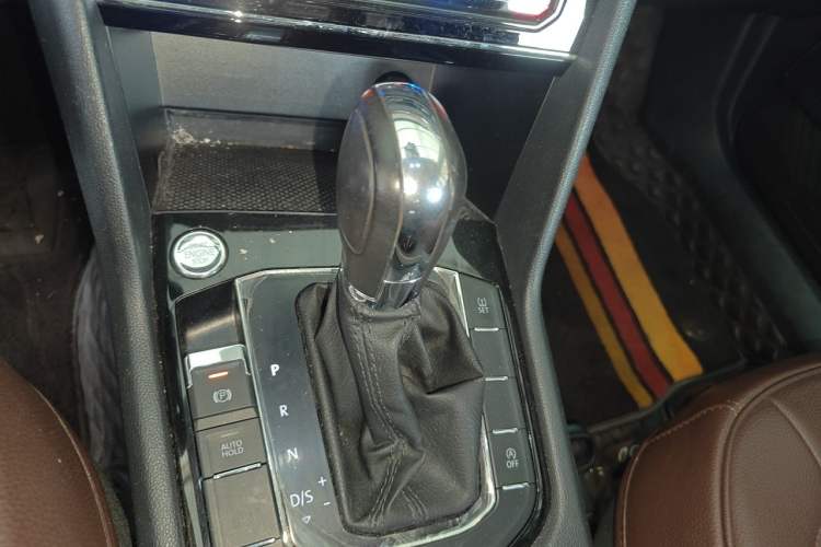 Used Volkswagen Tharu 2021 280TSI Two-Wheel Drive Comfort Edition Gear Lever