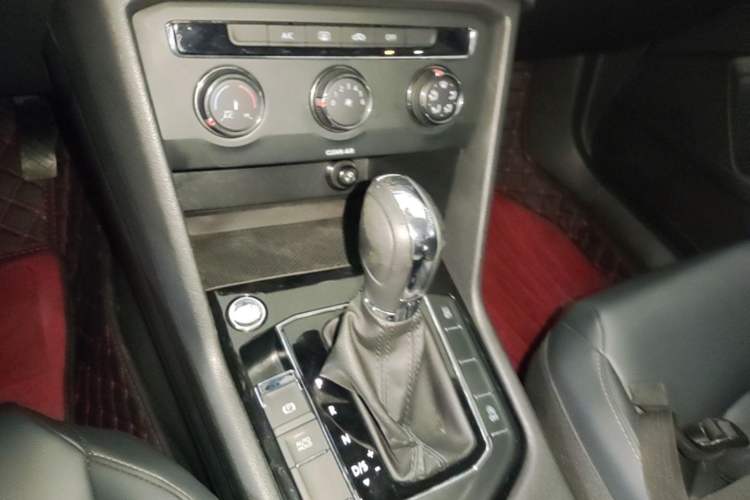 Used Volkswagen Tharu 2021 280TSI Two-Wheel Drive Comfort Edition Gear Lever