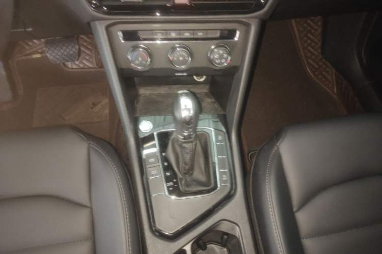 Used Volkswagen Tharu 2021 280TSI Two-Wheel Drive Comfort Edition Gear Lever