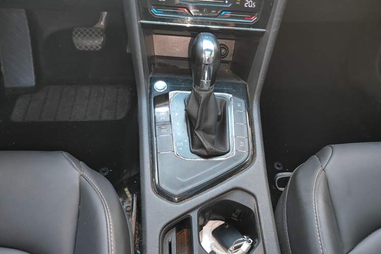 Used Volkswagen Tharu 2021 280TSI Two-Wheel Drive Comfort Edition Gear Lever
