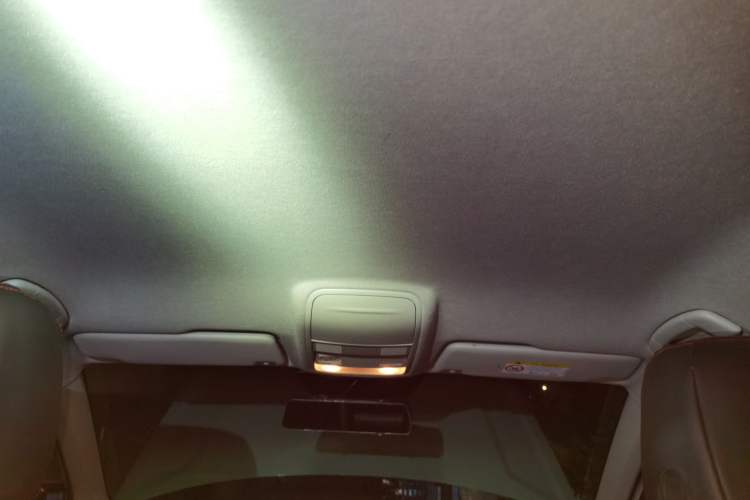 Used Volkswagen Tharu 2021 280TSI Two-Wheel Drive Trend Edition Headliner